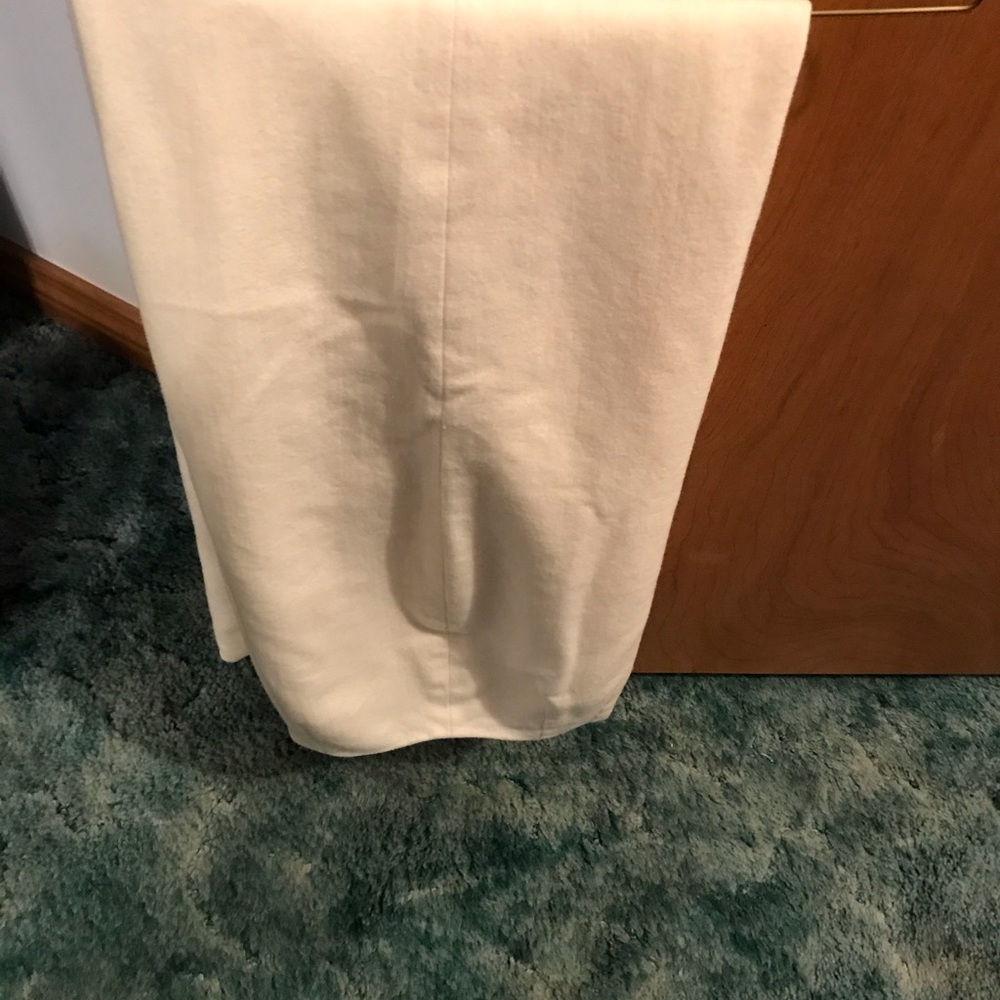 SOLD!!!!Women’s Hugo Buscatti. Pants. Size 10 - Picture 2 of 4
